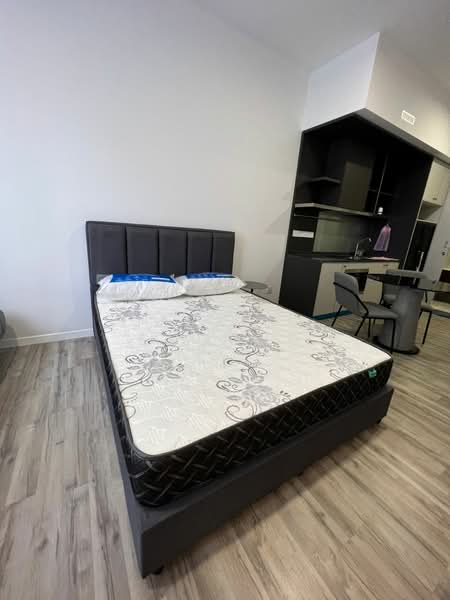 Service Residence for Rent at Millerz Square Serviced Residence - Jessica Choong - Bedroom - PropertyGuru.com.my