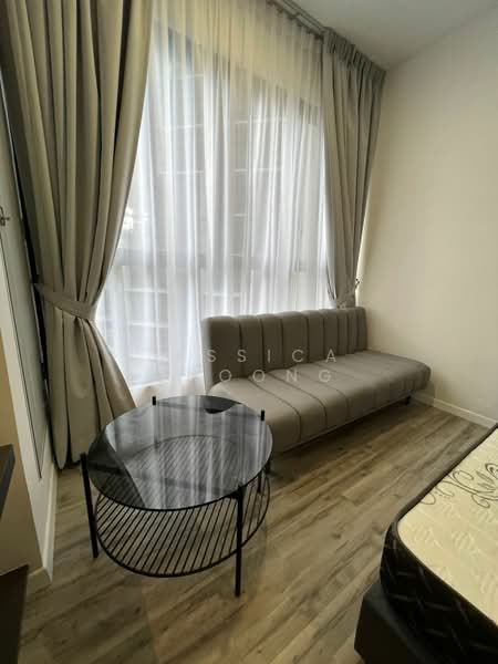 Service Residence for Rent at Millerz Square Serviced Residence - Jessica Choong - Living Room - PropertyGuru.com.my