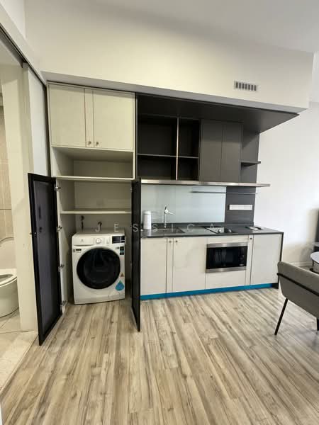 Servis Apartment untuk Disewa di Millerz Square Serviced Residence - Jessica Choong - Kitchen - PropertyGuru.com.my