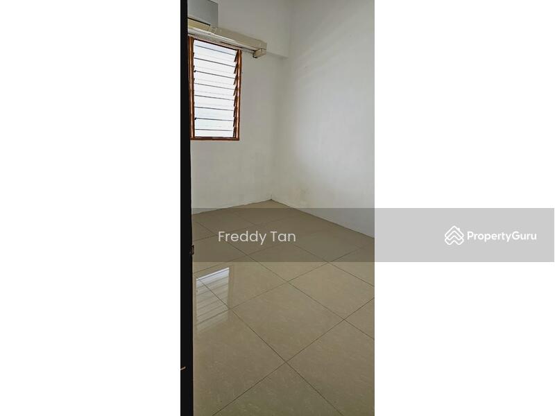 For Sale - Lucky Garden