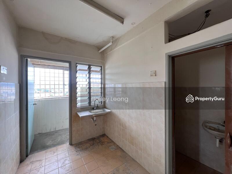 For Sale - Pandan Ria (Block D)
