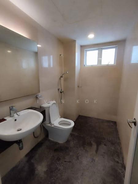 Condominium for Rent at Hijauan Saujana - Ivan Kok - Bathroom - PropertyGuru.com.my