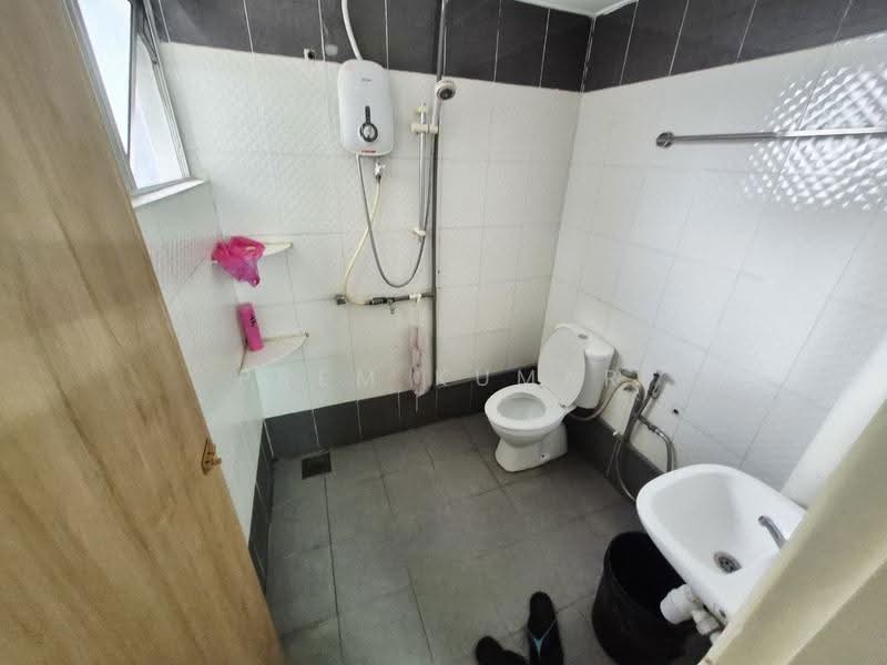 Condominium for Sale at Menara Puteri - Prem Kumar - Bathroom - PropertyGuru.com.my