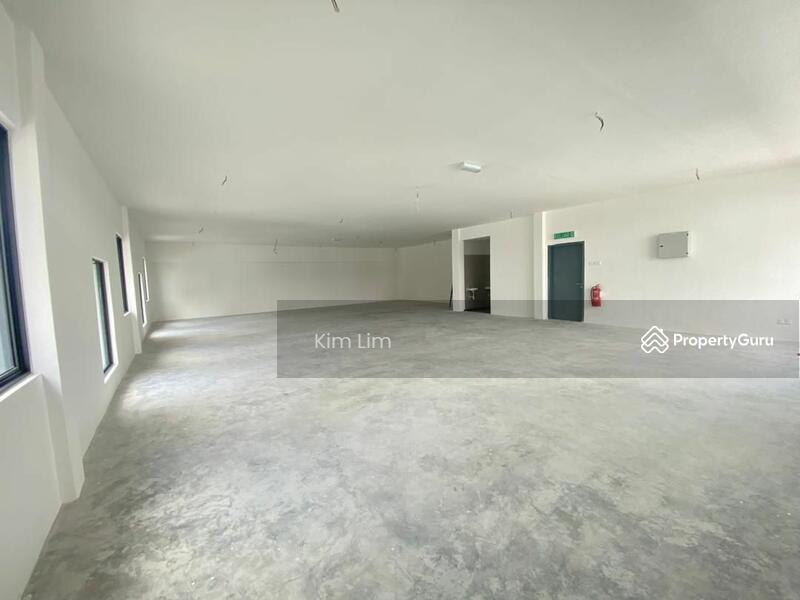 For Sale - BRAND NEW 3 STOREY CORNER FACTORY LAKE 6 MERANTI JAYA