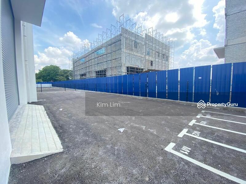 For Sale - BRAND NEW 3 STOREY CORNER FACTORY LAKE 6 MERANTI JAYA