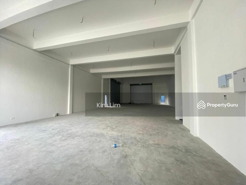 For Sale - BRAND NEW 3 STOREY CORNER FACTORY LAKE 6 MERANTI JAYA