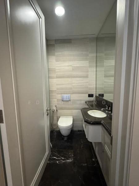 Kediaman Servis untuk Dijual di St Regis - Edison Ong - Bathroom - PropertyGuru.com.my