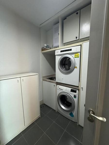 Kediaman Servis untuk Dijual di St Regis - Edison Ong - Interior - PropertyGuru.com.my