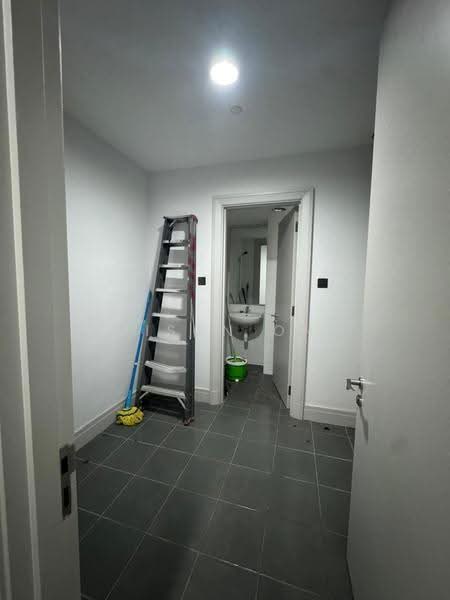 Kediaman Servis untuk Dijual di St Regis - Edison Ong - Interior - PropertyGuru.com.my