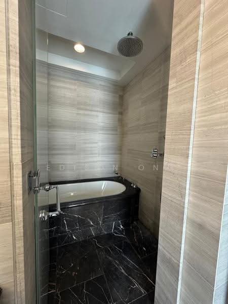 Kediaman Servis untuk Dijual di St Regis - Edison Ong - Bathroom - PropertyGuru.com.my