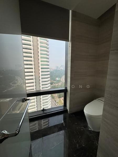 Kediaman Servis untuk Dijual di St Regis - Edison Ong - Bathroom - PropertyGuru.com.my