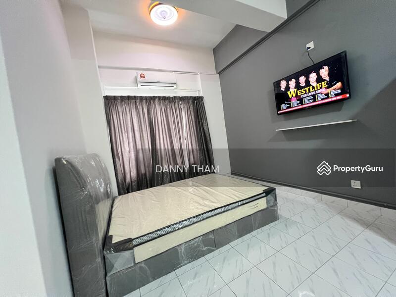 For Rent - Megan Ambassy