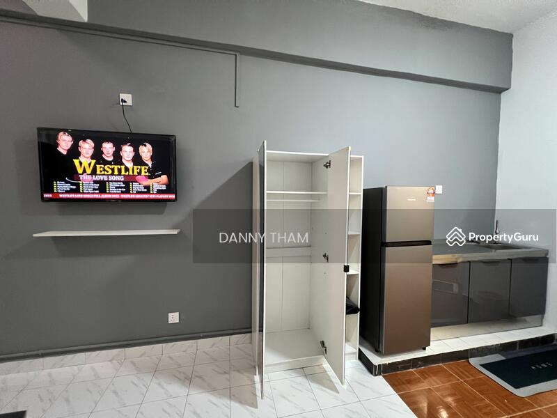For Rent - Megan Ambassy