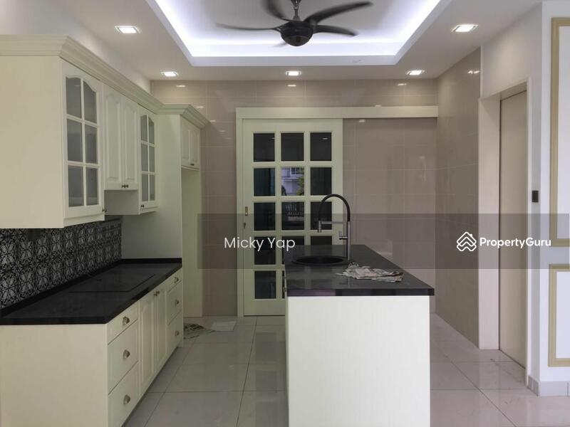 For Rent - Semi-D house at 16 Sierra