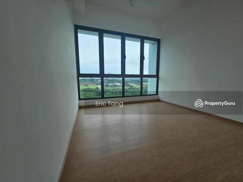 For Sale - Lake Point Residence