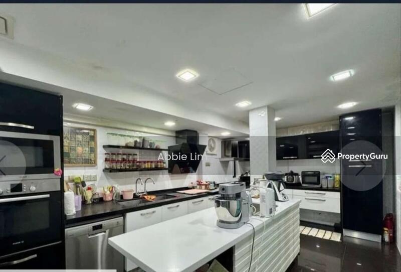 2-storey Terraced House for Sale in Bukit Jelutong (Shah Alam) - Abbie Lim - PropertyGuru.com.my