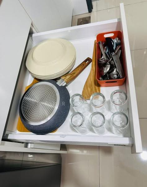 Service Residence for Rent at Aera Residence - Terry Yee - Kitchen - PropertyGuru.com.my