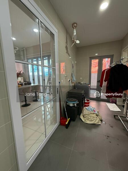 For Sale - Horizon Hills Nicely Renovated Ready to move in Condition Semi Detached
