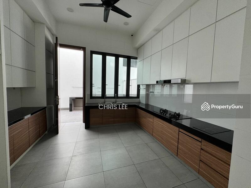 Bungalow for Sale in Country Heights Damansara (Kuala Lumpur) - CHRIS LEE - PropertyGuru.com.my