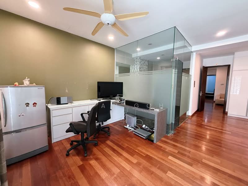 Rumah Teres 3 Tingkat untuk Dijual di Taman Jelutong (Jelutong) - Qyan Goh - Study - PropertyGuru.com.my