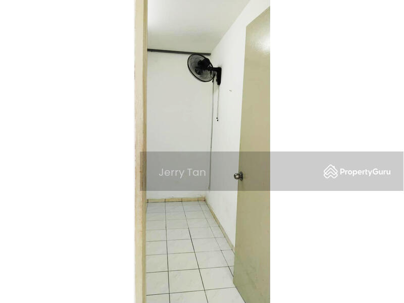 For Rent - Desa Green