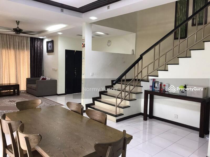 2-storey Terraced House for Sale in Bukit Jelutong (Shah Alam) - Normy Yusoff - PropertyGuru.com.my