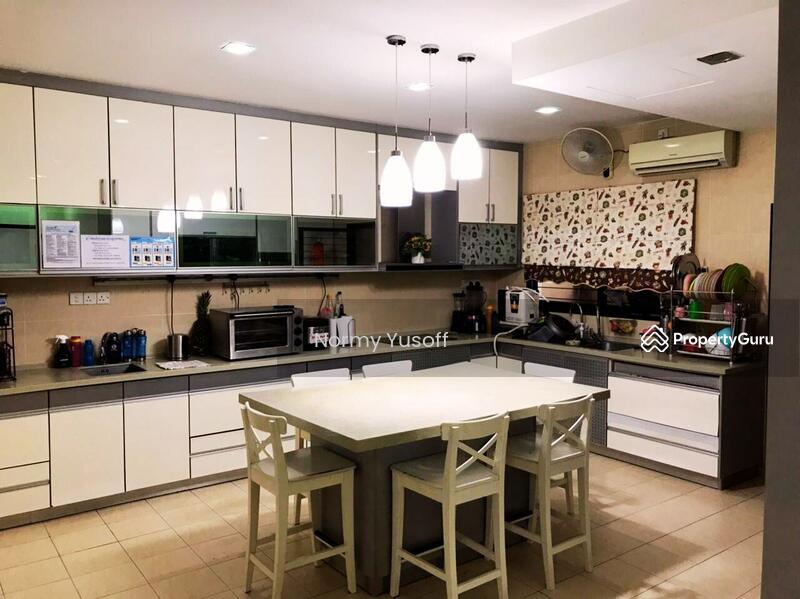 2-storey Terraced House for Sale in Bukit Jelutong (Shah Alam) - Normy Yusoff - PropertyGuru.com.my