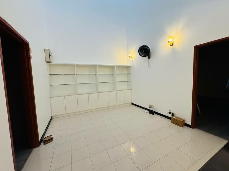 2-storey Terraced House for Sale in Bukit Jelutong (Shah Alam) - Mohd Fadzli - Interior - PropertyGuru.com.my