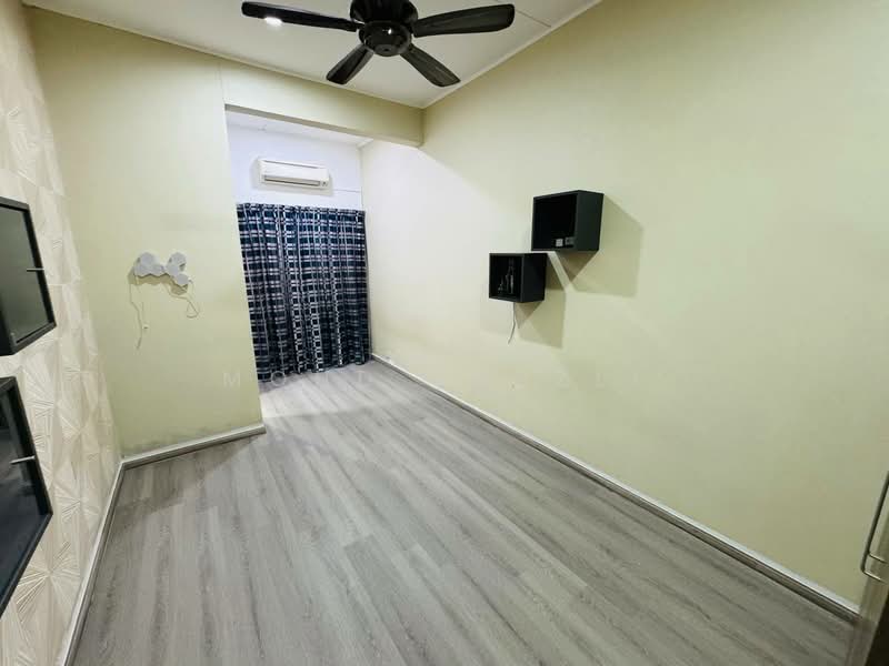 2-storey Terraced House for Sale in Bukit Jelutong (Shah Alam) - Mohd Fadzli - Interior - PropertyGuru.com.my