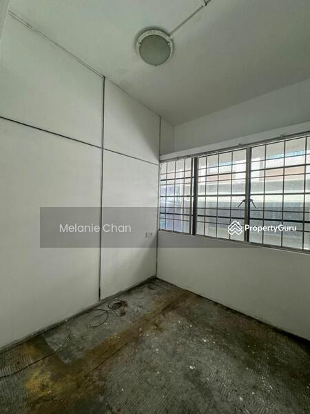 For Sale - Shop at Desa Aman Puri