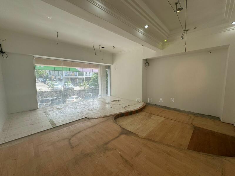 For Sale - Shop at Desa Aman Puri