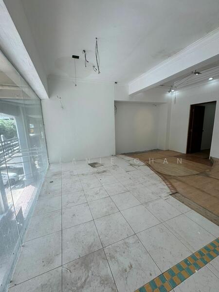 For Sale - Shop at Desa Aman Puri