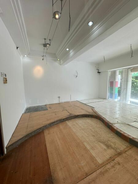 For Sale - Shop at Desa Aman Puri