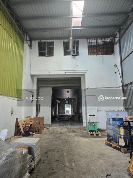 Untuk Disewa - Mount Austin 5/x 1.5 Storey Link Factory