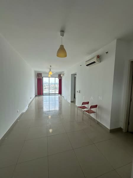 Condominium for Rent at Univ 360 Place - Tabber Tan - Living Room - PropertyGuru.com.my