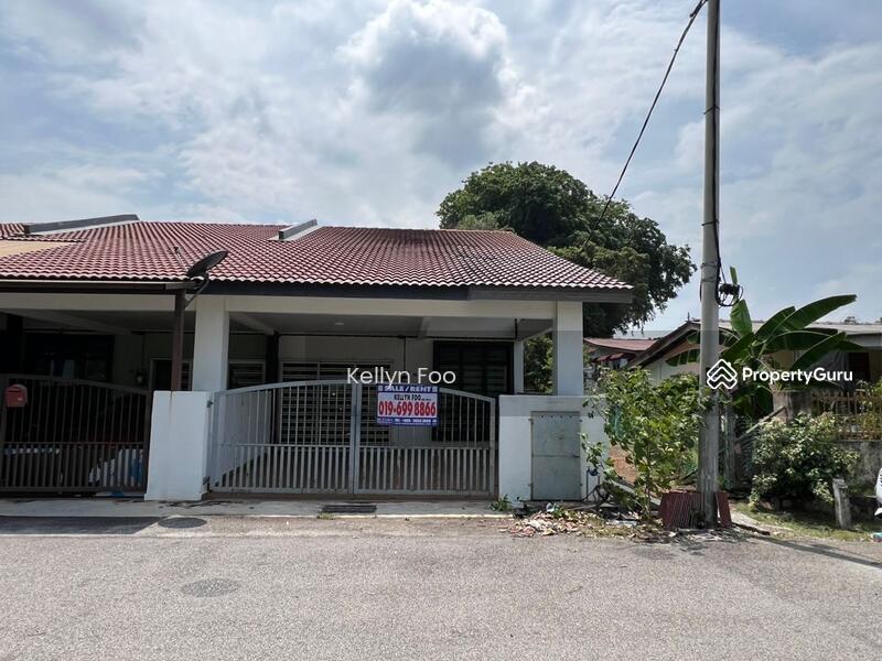 For Sale - 1 Storey Endlot with EXTRA LAND at Taman Tangga Batu Damai