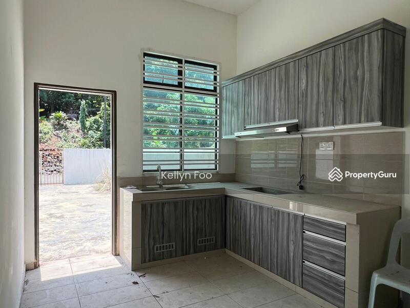 For Sale - 1 Storey Endlot with EXTRA LAND at Taman Tangga Batu Damai