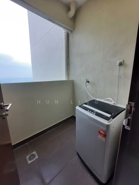 Kondominium untuk Dijual di Paraiso Residence @ The Earth - Hun Ling - Balcony - PropertyGuru.com.my