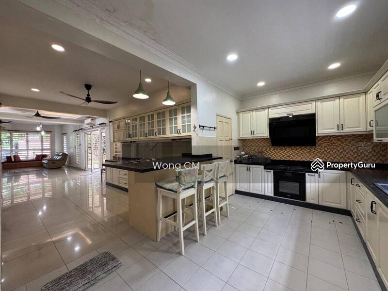 Untuk Dijual - Taman Megah 2