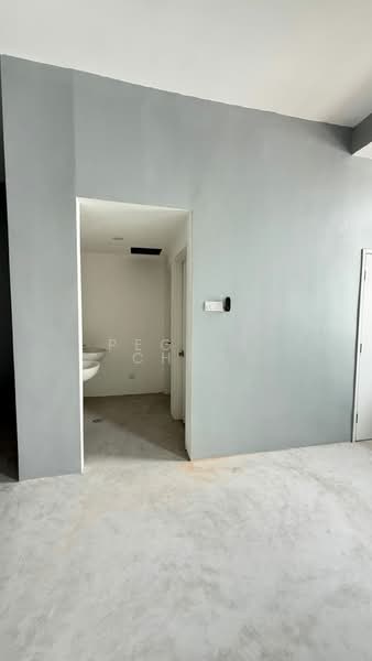 Shop for Rent in Taman Damansara Aliff (Tampoi) - Peggie Chua - Interior - PropertyGuru.com.my