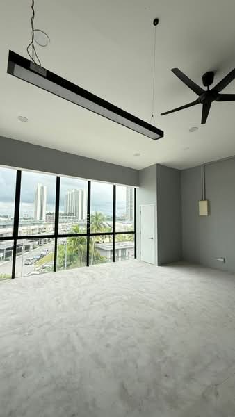 Shop for Rent in Taman Damansara Aliff (Tampoi) - Peggie Chua - Interior - PropertyGuru.com.my