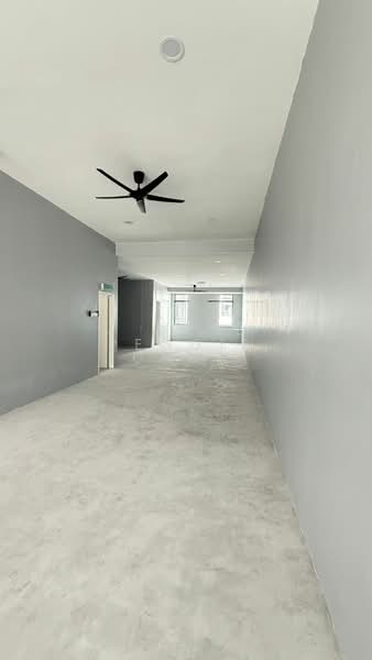 Shop for Rent in Taman Damansara Aliff (Tampoi) - Peggie Chua - Interior - PropertyGuru.com.my