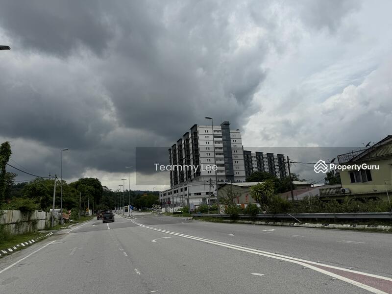 Untuk Dijual - 1.72 Acres Industrial Land Jalan Sungai Tekali, Kampung Baru Makau