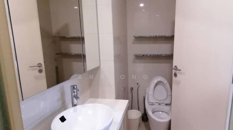 Kondominium untuk Dijual di Sixceylon - Ann Ong - Bathroom - PropertyGuru.com.my