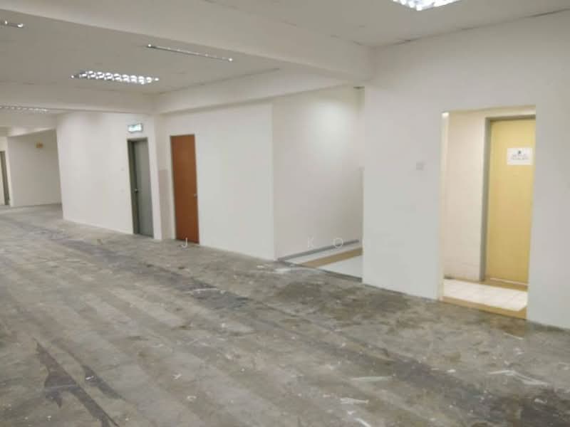Kedai / Pejabat untuk Dijual di Seksyen 13 (Shah Alam) - Joey Koh - Corridor - PropertyGuru.com.my