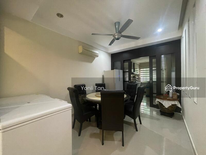 For Sale - Greenlane Terrace Island Park