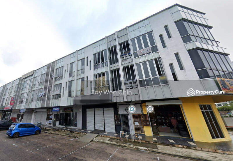 For Sale - Kota Puteri 3 Storey Oasis 2 Shop Lot