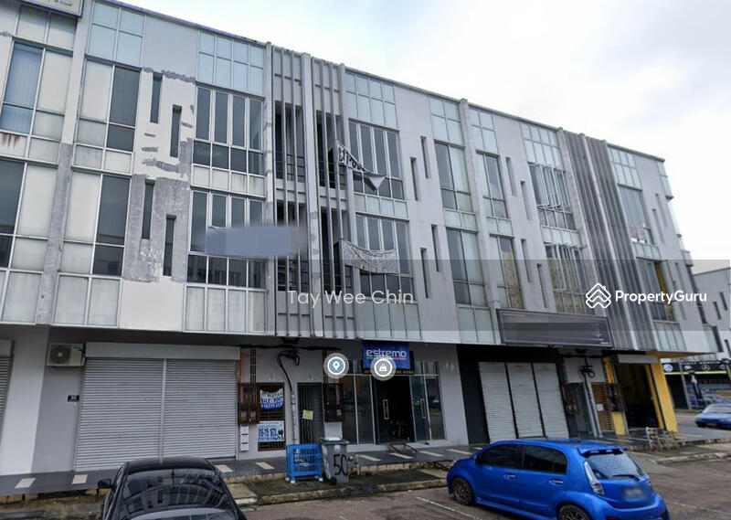 For Sale - Kota Puteri 3 Storey Oasis 2 Shop Lot