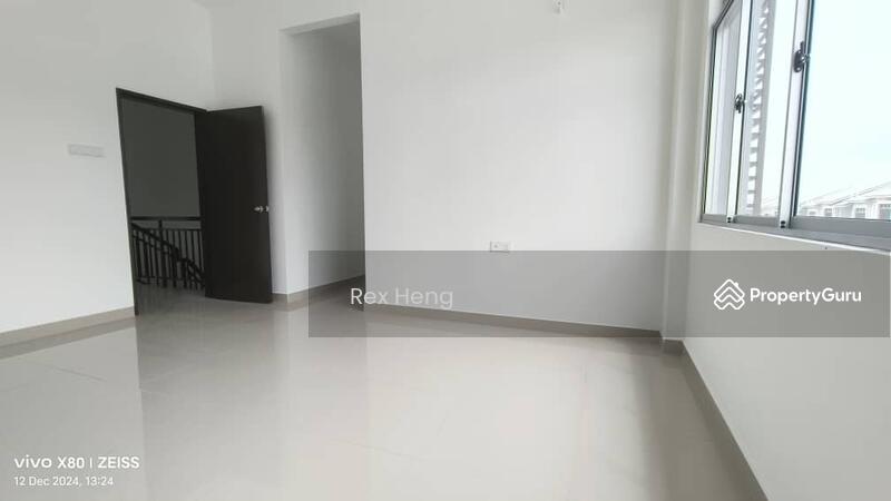 For Sale - Citrine Hills Double-Storey Terrace House @ BBKP