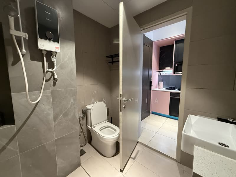 Servis Apartment untuk Disewa di The Paxtonz - Alan Chia - Bathroom - PropertyGuru.com.my